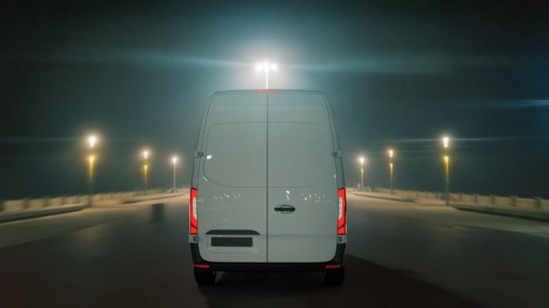 Does ups deliver at night in 2022 all you need to know 